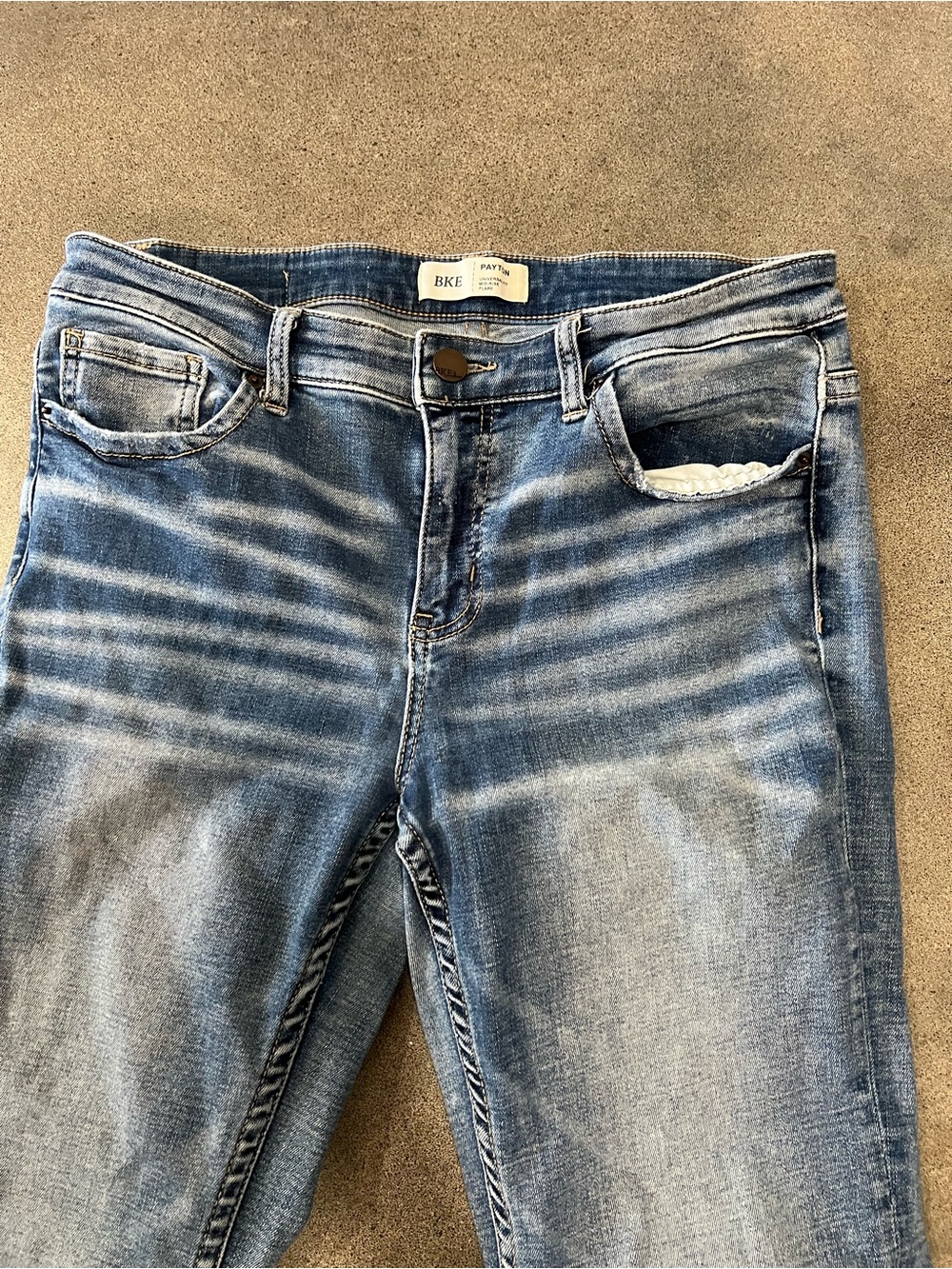 Buckle Blue Flare Jeans with Washed Detailing 30x 31 1/2 - Picture 2 of 6